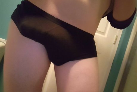 Kwyn Korvus pornstar adult img