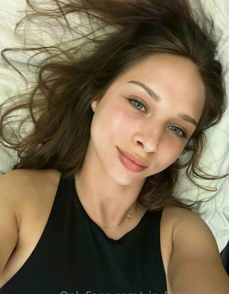 vip littledisnay nude actress photo