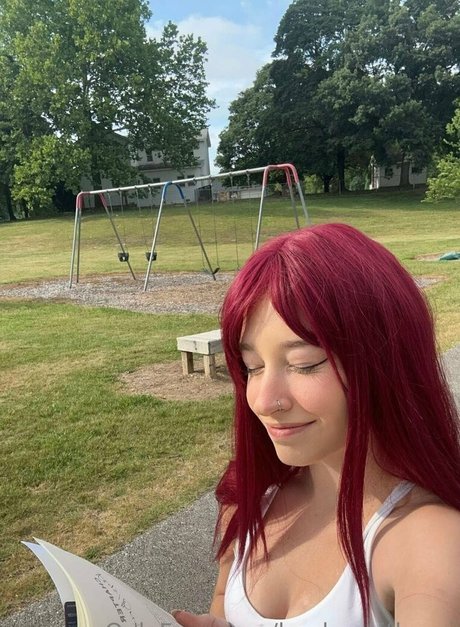 books withaeri sexy star galleries