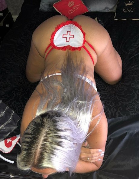 ukhotwifecouple xxx actress photos