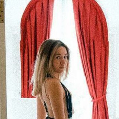 Ellcrys Profile Photo