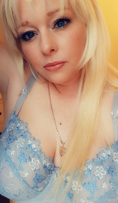 mistressmother model perfect archive