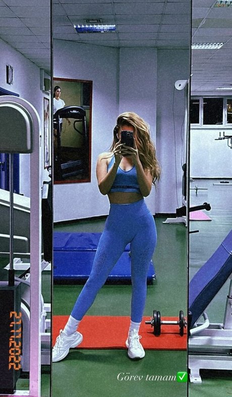 iremsukamber adult star pic