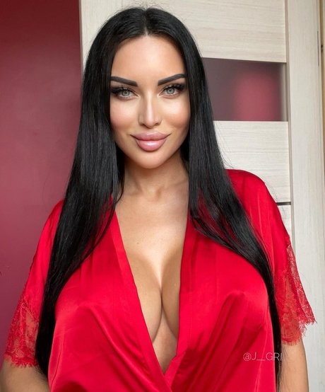 j__gri xxx star pictures