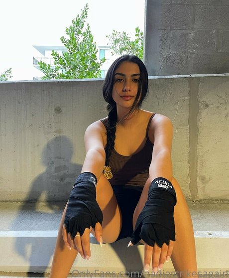 nadiastrikesagain sexy pornstar pictures