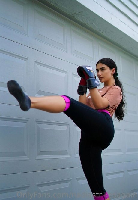 nadiastrikesagain art star photo