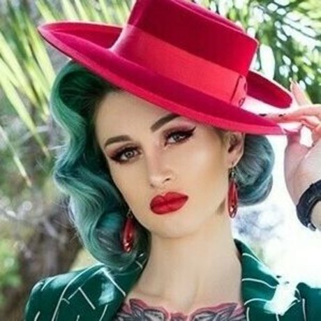 Avrora sg pornstar xxx img