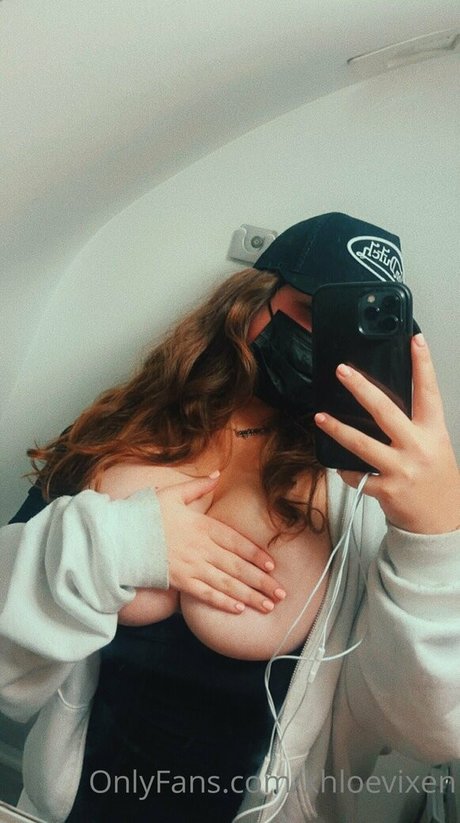 khloekellyxo star sexy pics