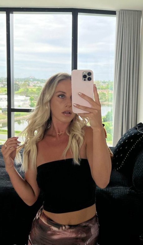 Nicole Grace pornstar nudes images