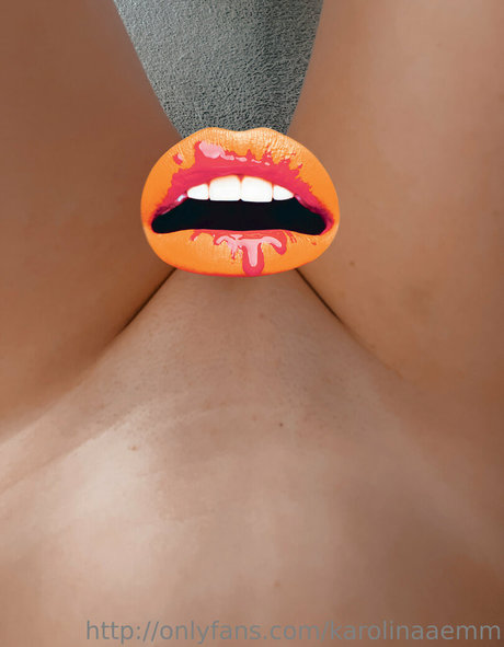 karolinaem free xxx pornstar pics