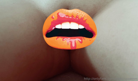 karolinaem free pornstar sex photo