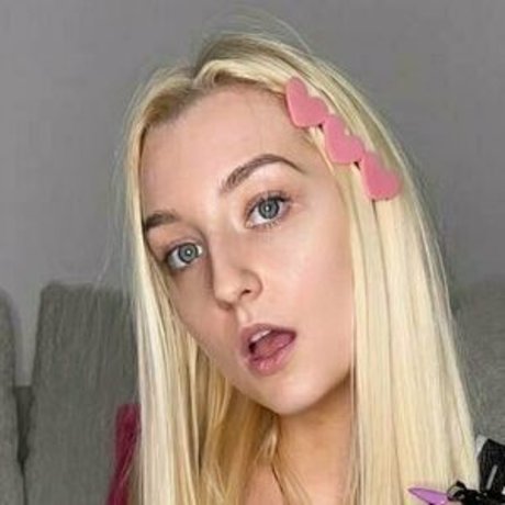 lunartemptations top model pic