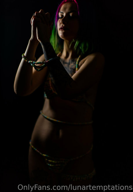 lunartemptations hd pornstar photo