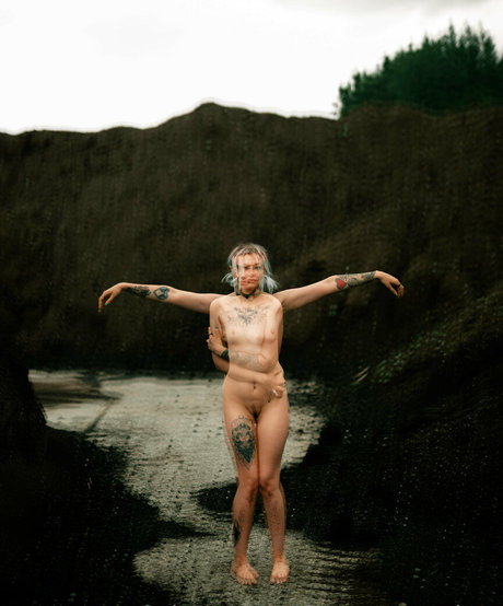 lunartemptations hot star galleries