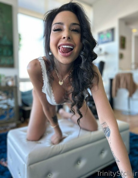 fat girls onlyfans nudes image