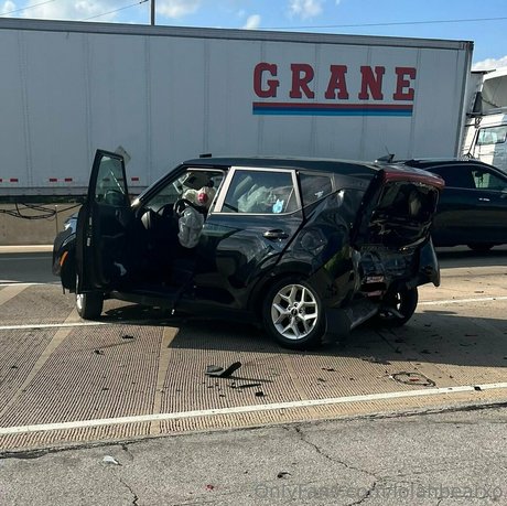 lolahbearxo pornographic star pictures