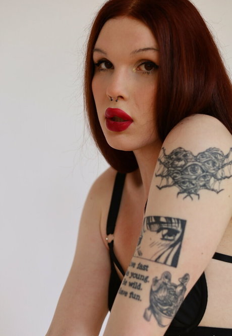 emmii ts star porn galleries