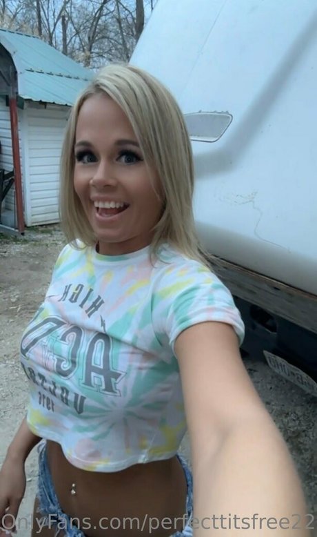 perfecttitsfree22 pornstar sexy photos