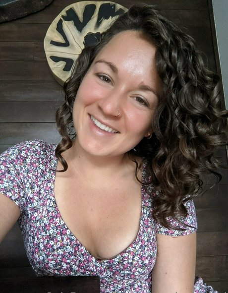 sweetanduntamed model free archive