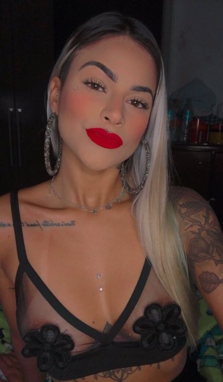 Barbimayyy nudes actress galleries