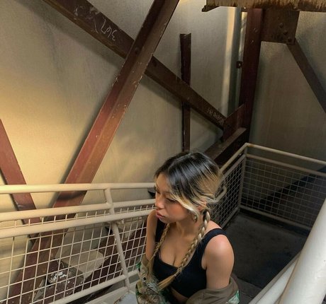 Ivy Erino hd model gallery