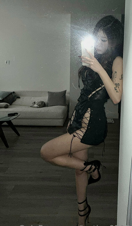 justine0715 nude star gallery