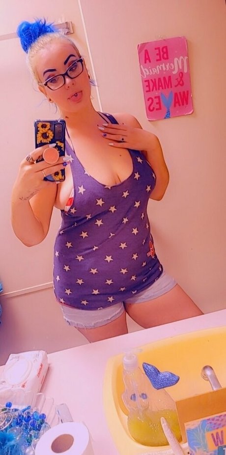 blubodygloss star high quality pics