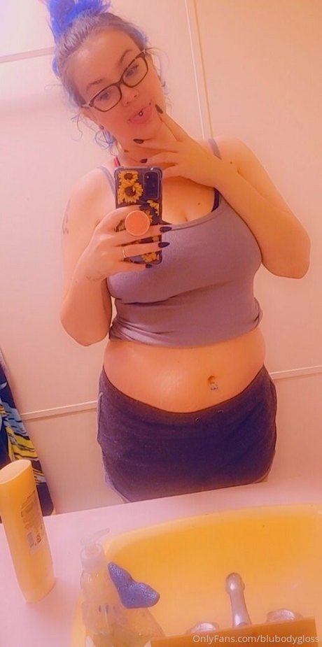 blubodygloss art star galleries