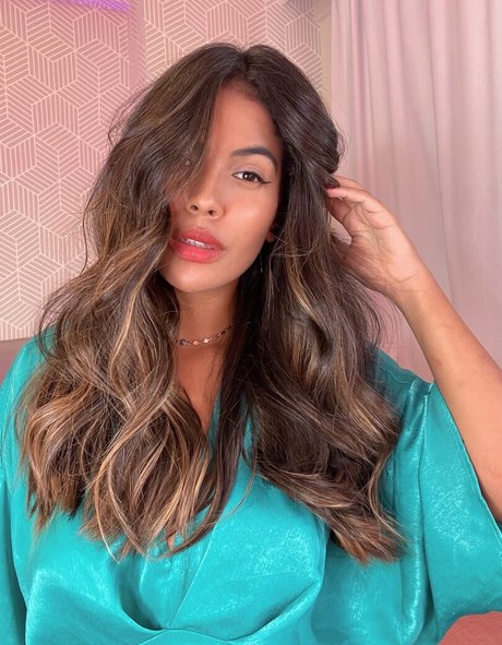 Camillerosex model naked photo