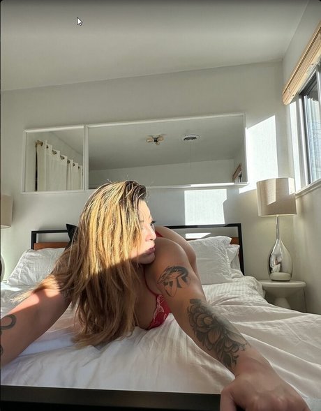 Ashlynn Arias model perfect pic