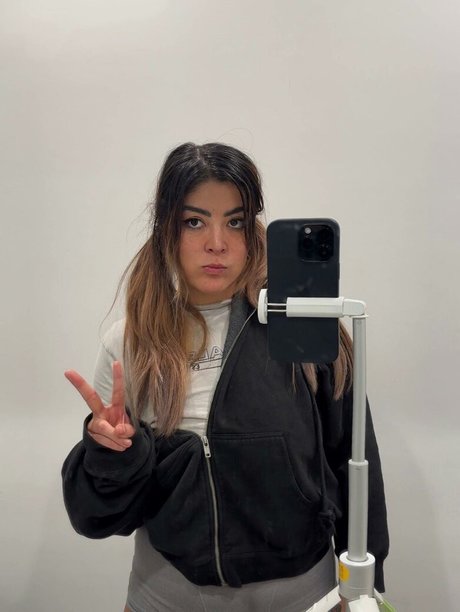 Ashlynn Arias naked pornstar photo