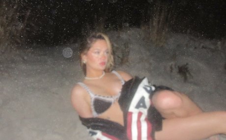 Claudia Conway model erotic picture