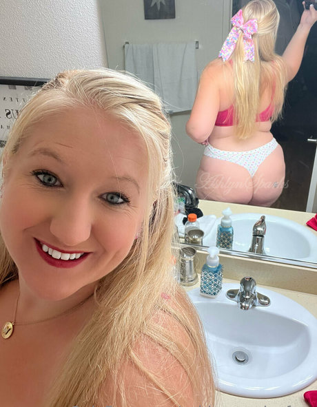 ashlynsparks free pretty pornstar pictures