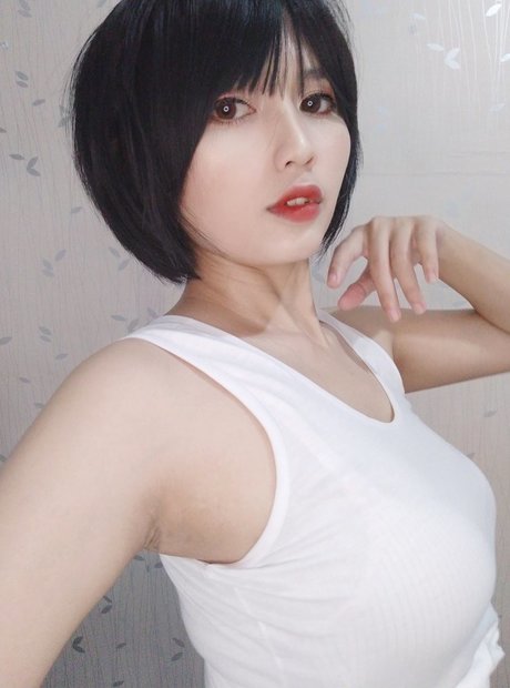 Rue cosplayer nude pornstar galleries