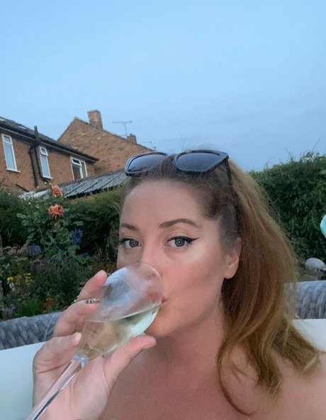 nothingbutcurves porn star pics