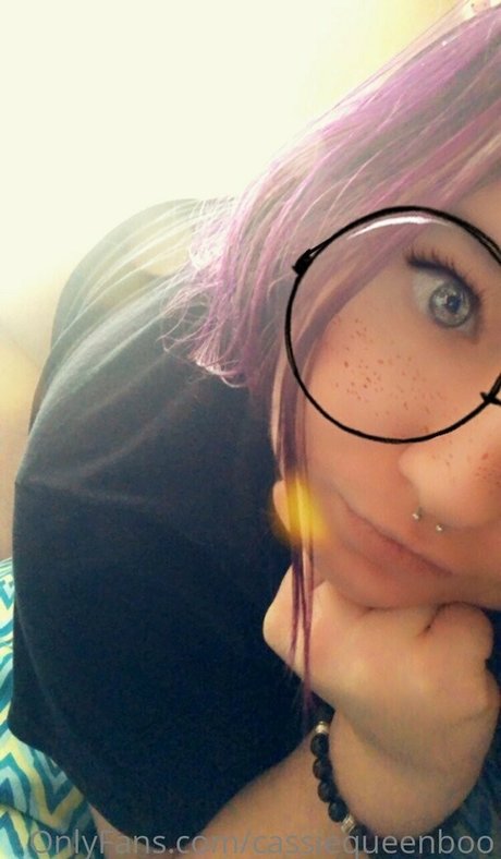 cassiequeenboo nudes star pic
