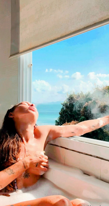 cutienaomi pornstar nice pics