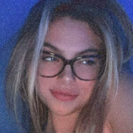 alannanikolee pornstar beautiful images