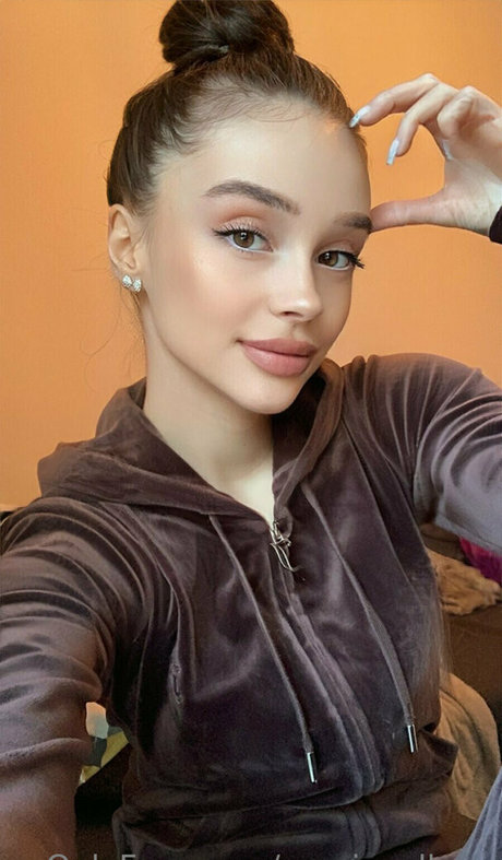 aryaincollege porn model gallery