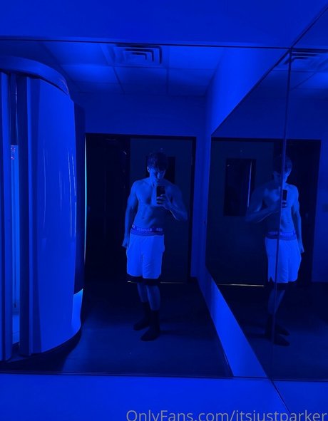 itsjustparker pornstar nude picture