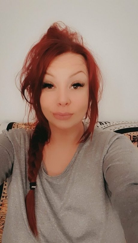 mingnaa star erotic picture