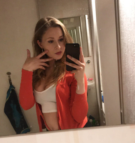 yaboielina model sex pic