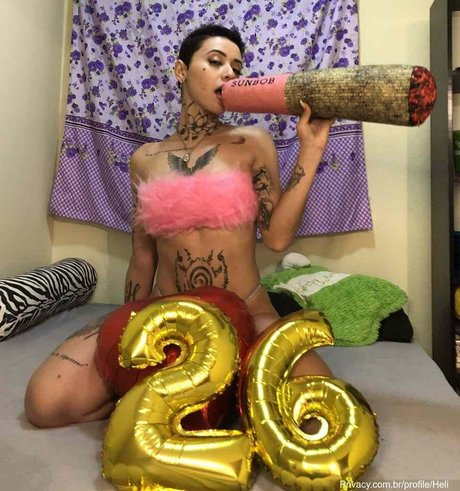 sugarbabydool model sexy pic