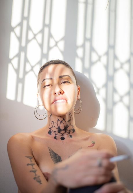 sugarbabydool model exclusive pic