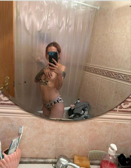 xhuronax star naked pics