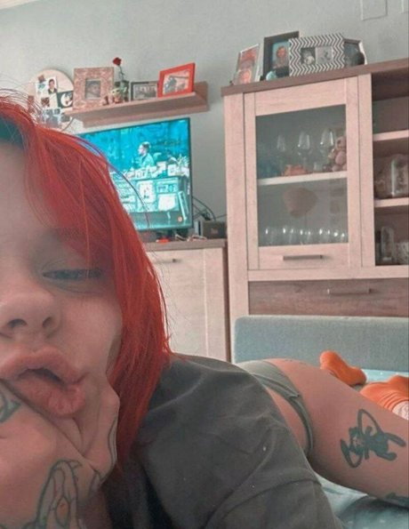 xhuronax high quality actress pictures