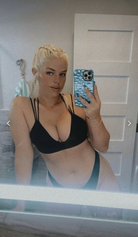 big areolas onlyfans pornos image