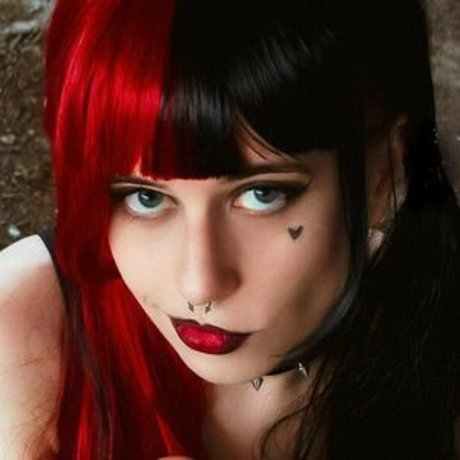 boooobitchcraft model exclusive pic