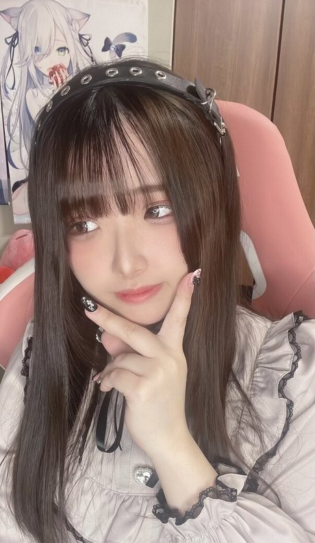 Yui Hiiragi pornstar erotic img