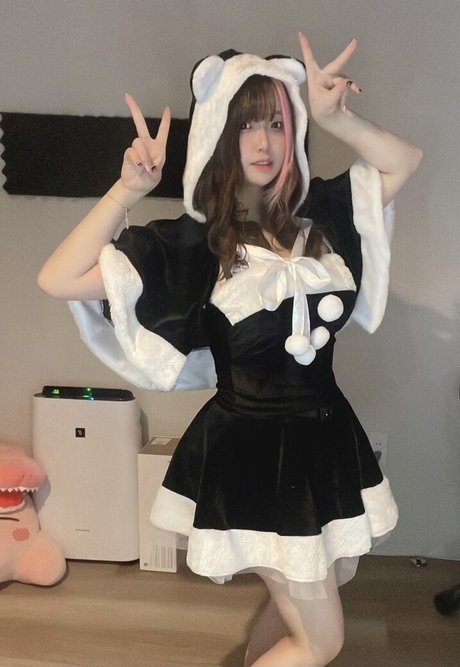 Yui Hiiragi erotic model photos